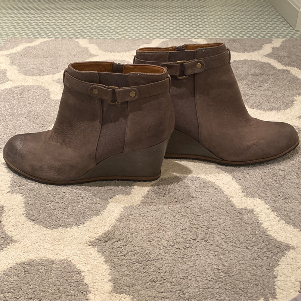 Gray booties!